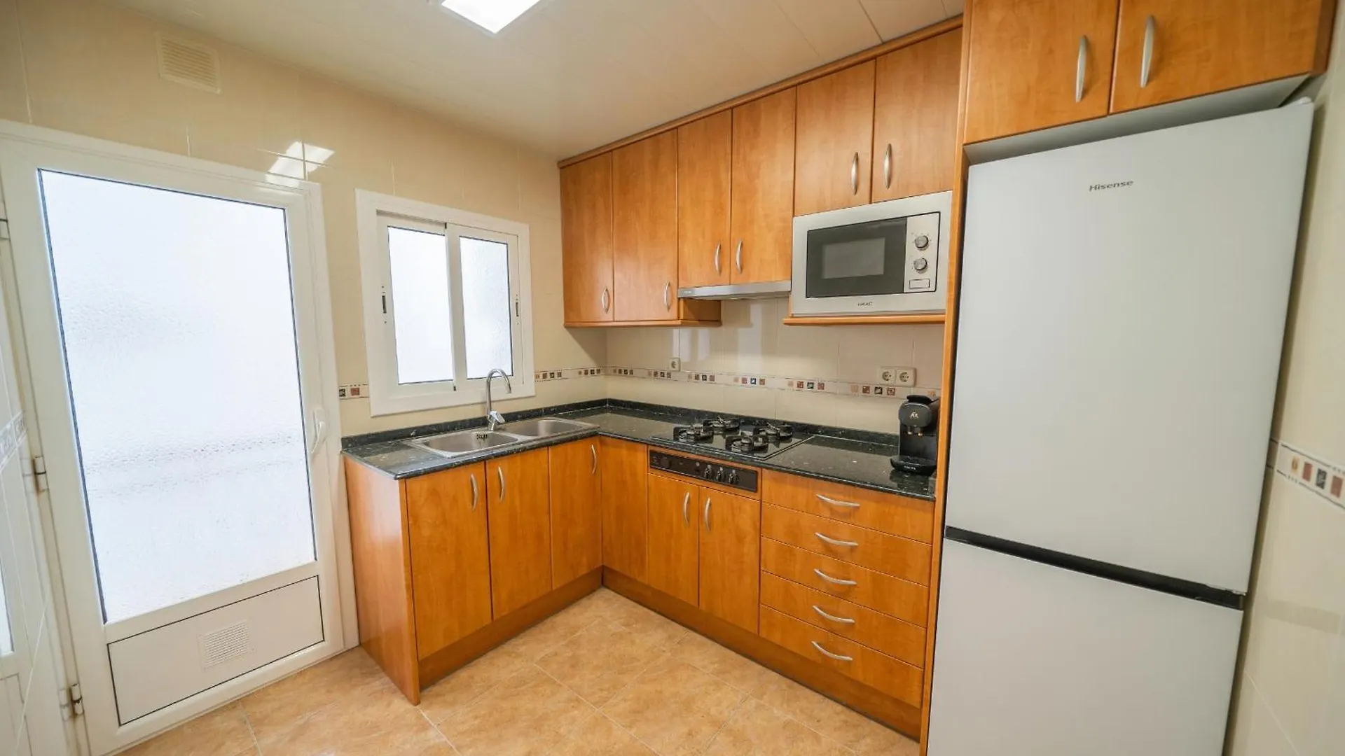 Homeholidaysrentals Sampai - Costa Barcelona 皮内达德马尔 0*,  西班牙