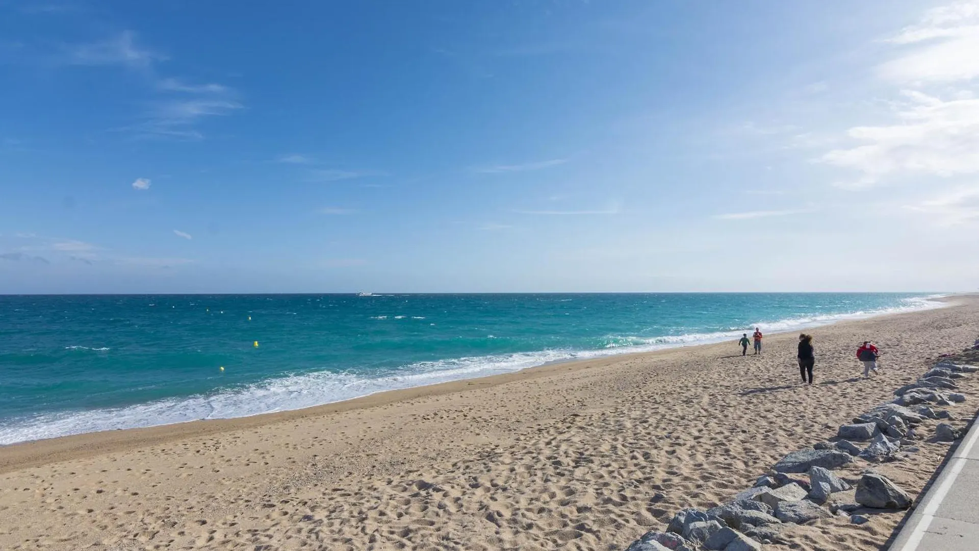 Homeholidaysrentals Sampai - Costa Barcelona 皮内达德马尔 0*,  西班牙